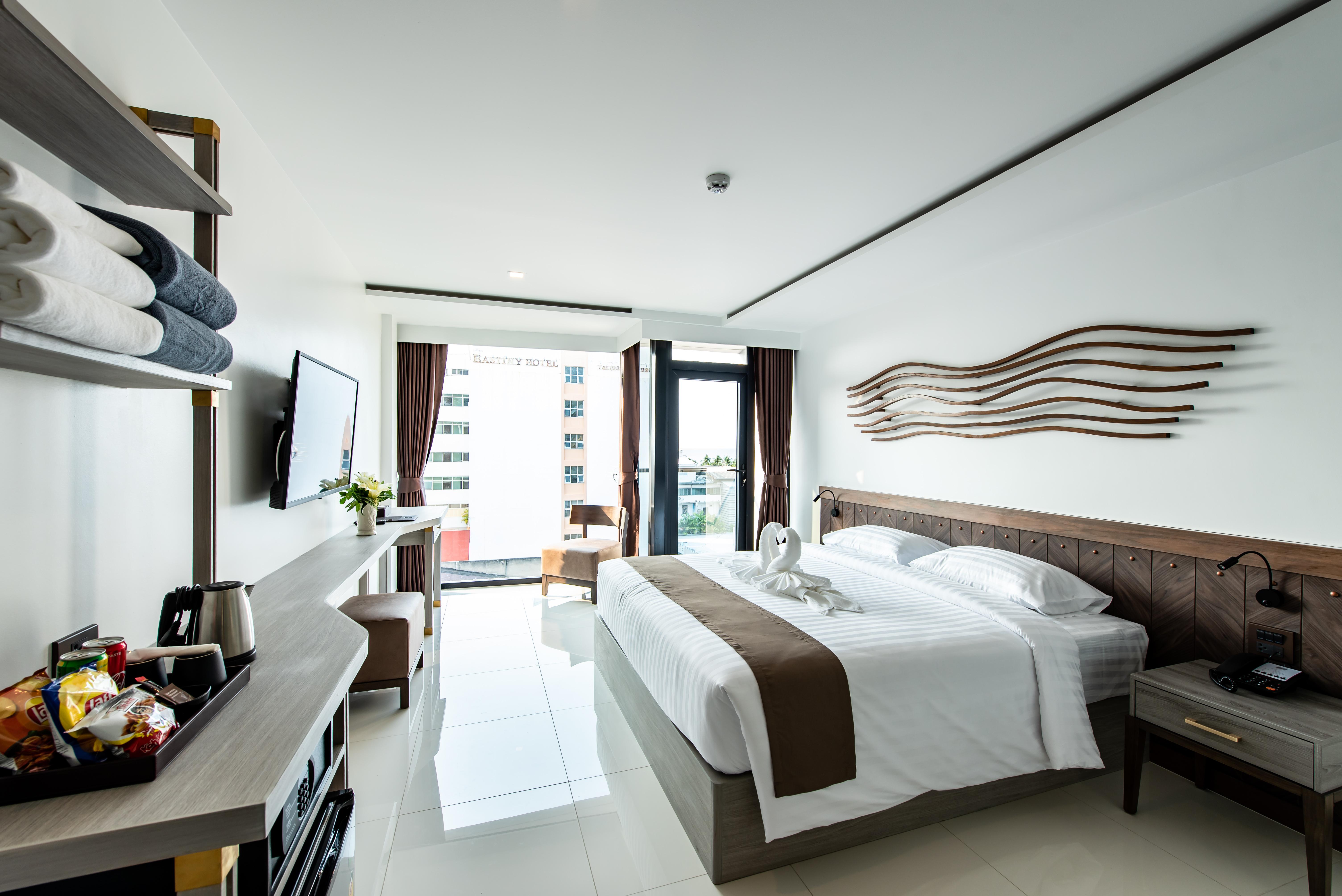 Blackwoods Hotel Pattaya - Sha Extra Plus Exterior foto Deluxe Ocean View