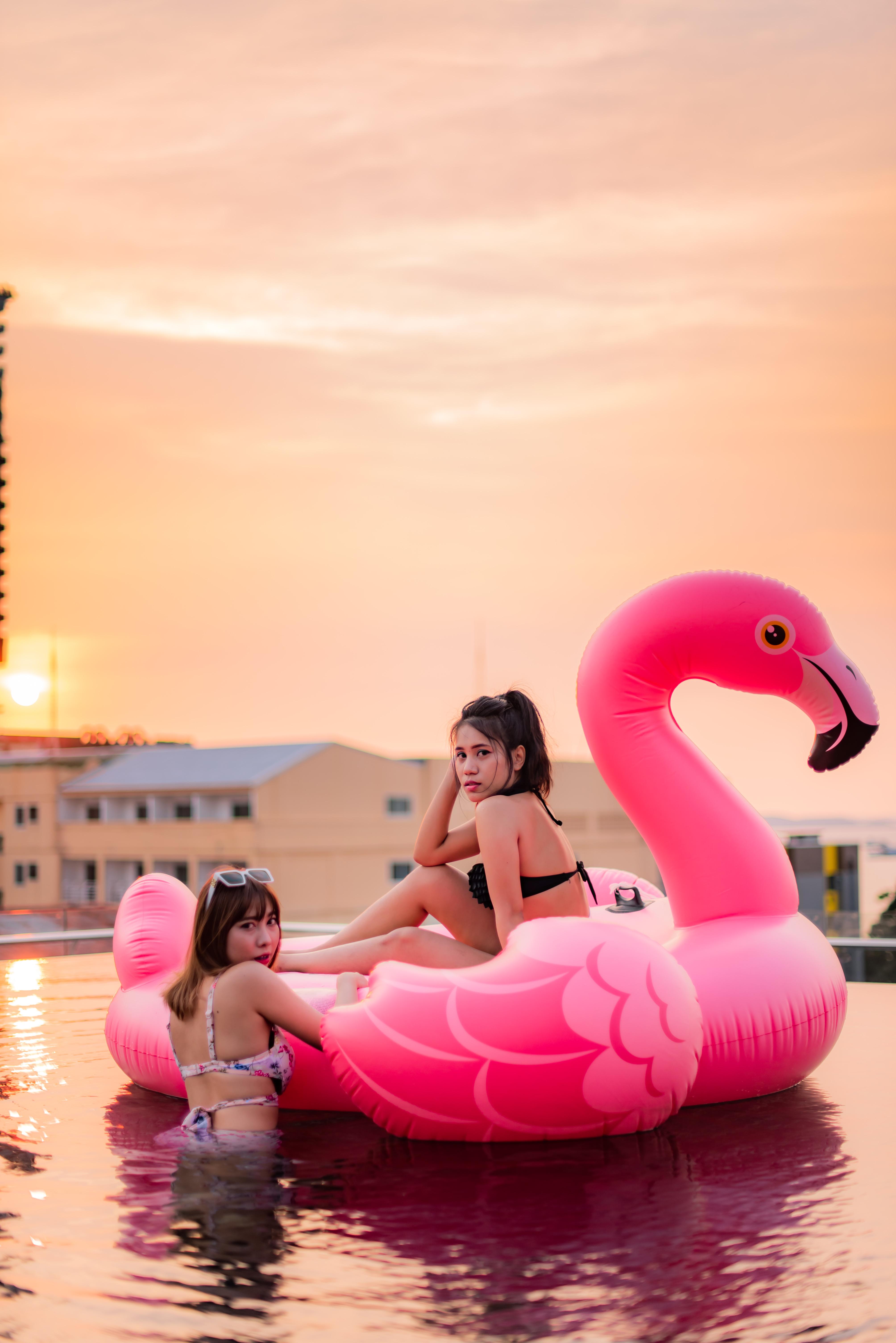 Blackwoods Hotel Pattaya - Sha Extra Plus Exterior foto A flamingo float